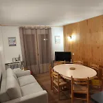 Altitude 1690 - Spacieux T2 Avec Balcon Et Belle Vue De Font-romeu Font-Romeu-Odeillo-Via