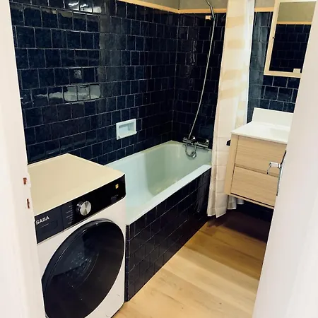 Appartement Spacieux Avec 1 Et Vue Sur La Cambre D'aze *