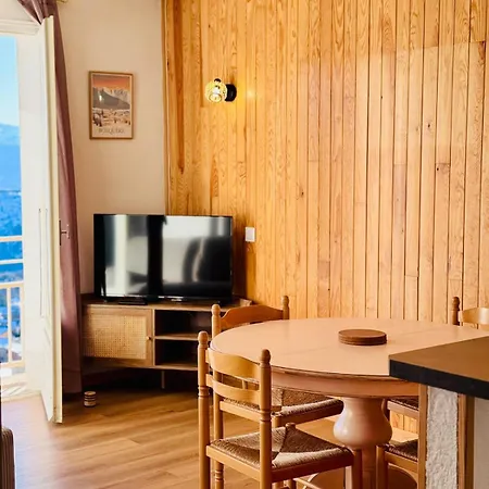 Appartement Spacieux Avec 1 Et Vue Sur La Cambre D'aze *
